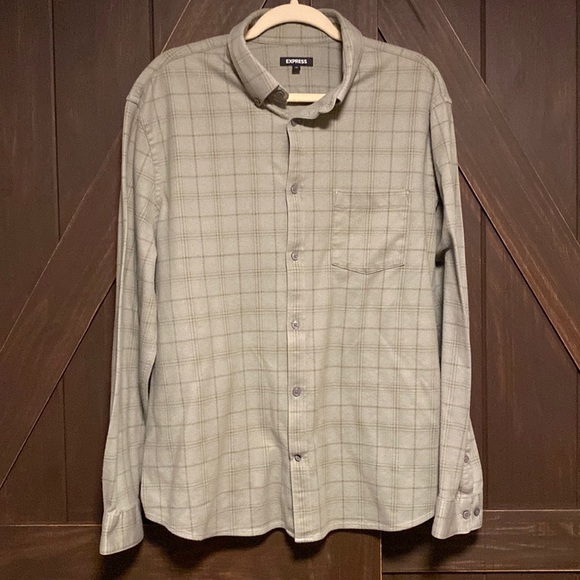 Express  XL/TG sage green with darker green checkered - Picture 1 of 7